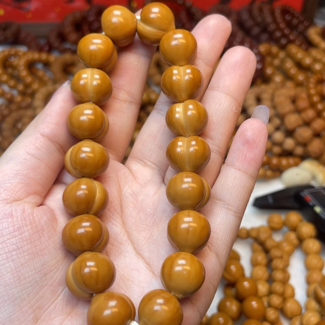 猴头核桃微瑕柯基屁桃