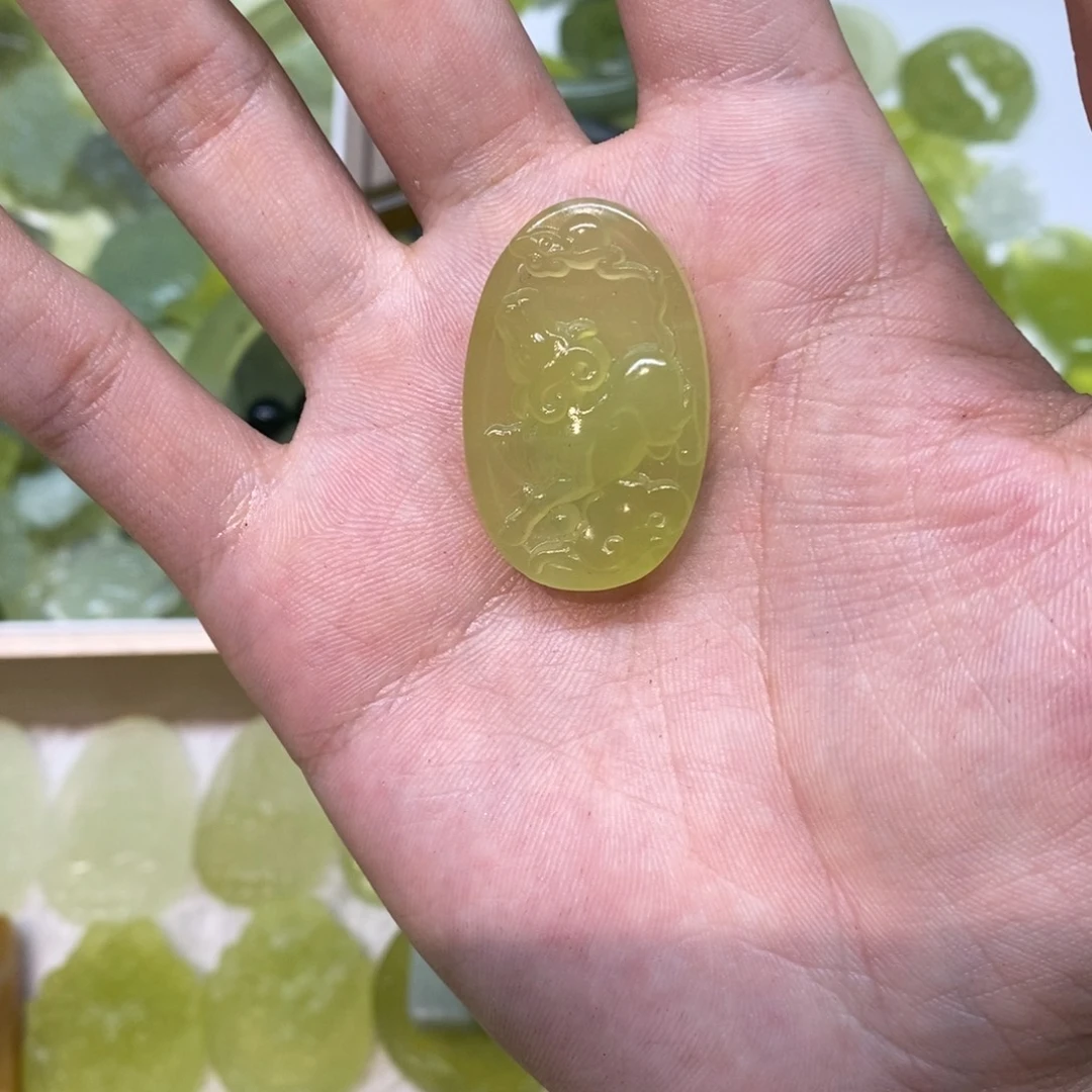 岫玉未镶嵌吊坠(不含链)