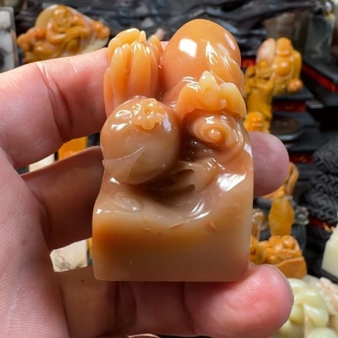 寿山石金砂老善伯