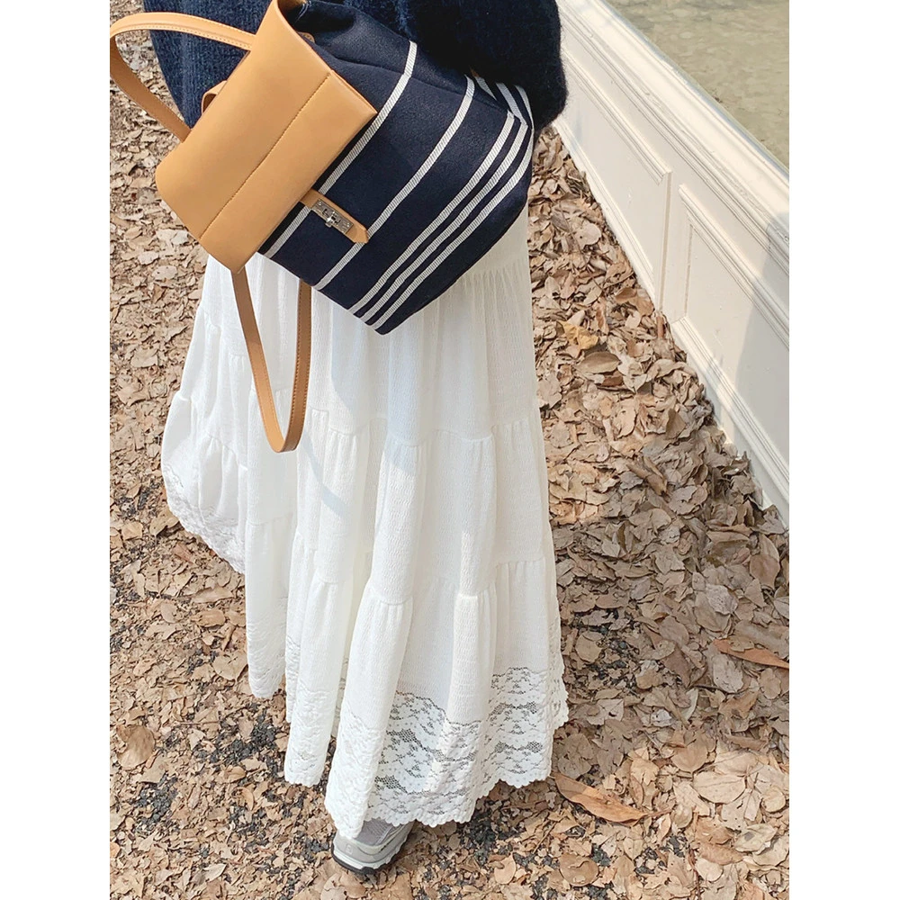 设计感蕾丝拼接白色半身裙女春秋新款蛋糕裙松紧高腰蓬蓬蛋糕长裙