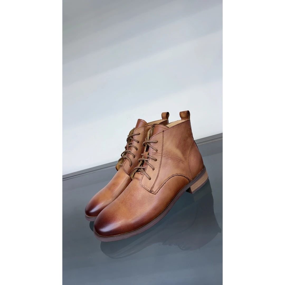 品牌原单牛皮靴子【皮里】【清仓】【A1】——23812