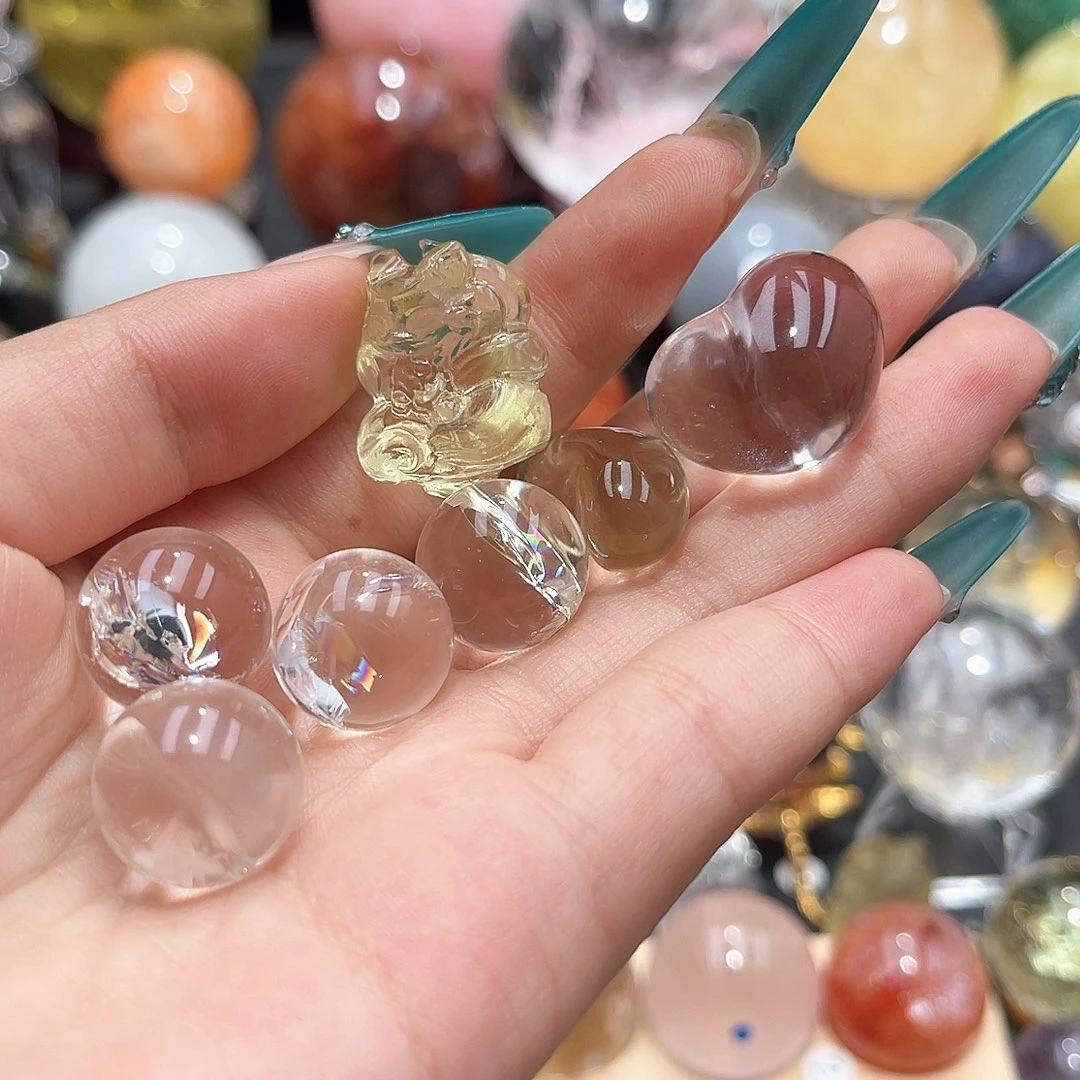 王***囍水晶珠宝半成品未镶嵌微瑕打通孔不退不换