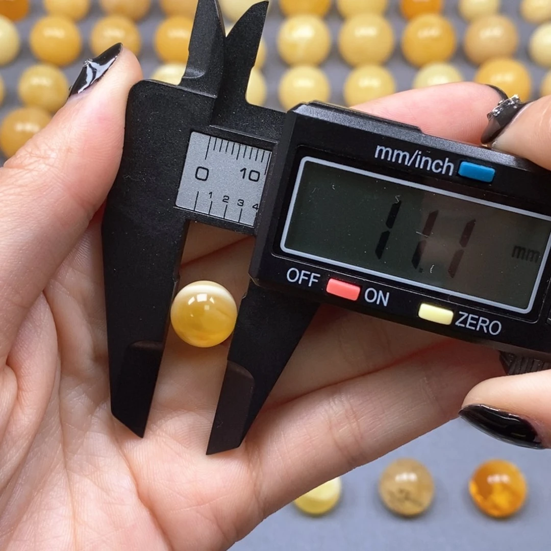 未镶嵌蜜蜡裸石细****纯天然