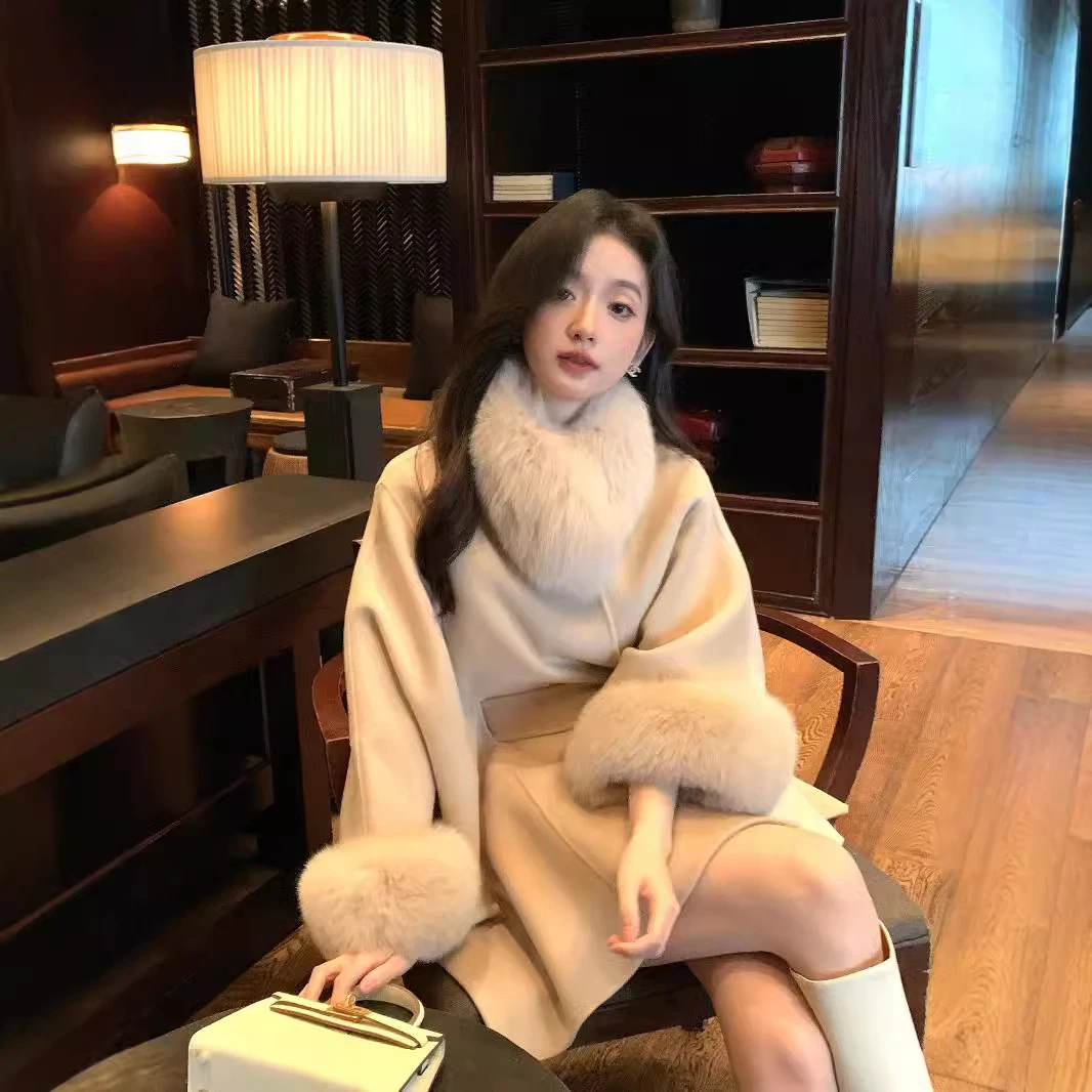 气质斗篷高级感毛呢外套女狐狸毛领25秋冬新款双面羊绒大衣中长款