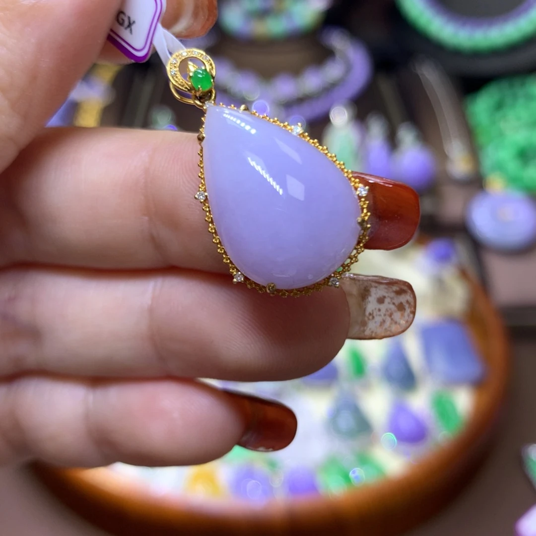 【闪购商品】翡翠颈饰18K金镶嵌翡翠