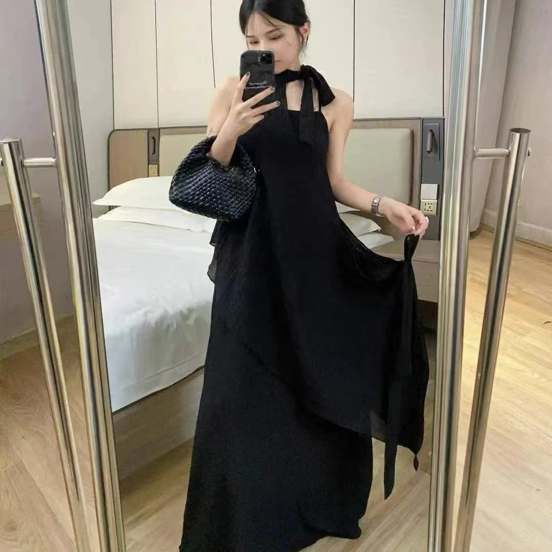 法式纯欲不规则挂脖绑带上衣搭配复古长裙显瘦套装