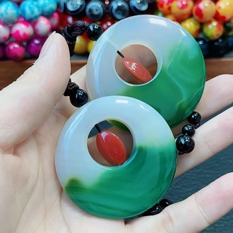 未镶嵌玛瑙手饰同心圆