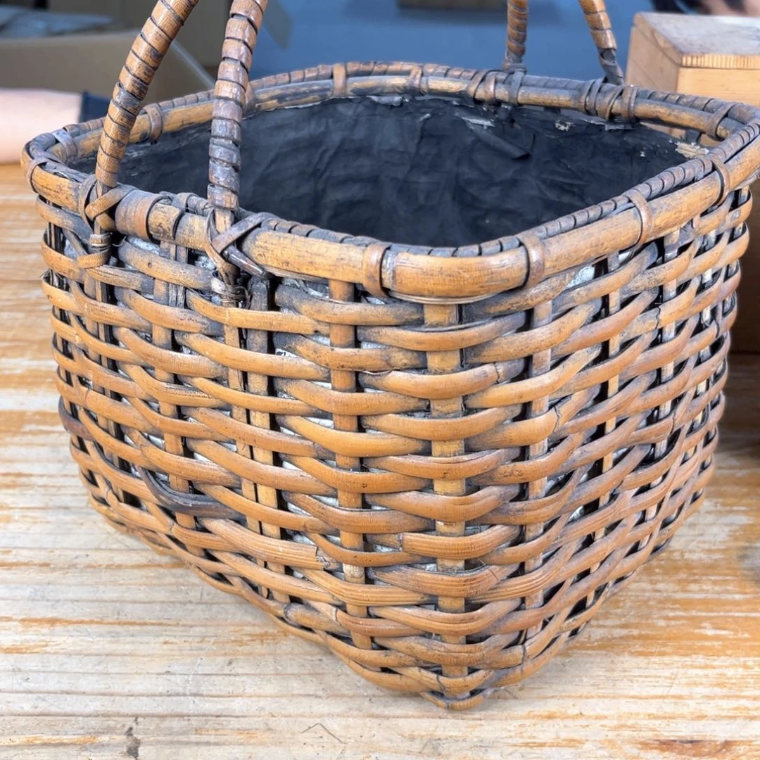 你就不要在联系我们啊些