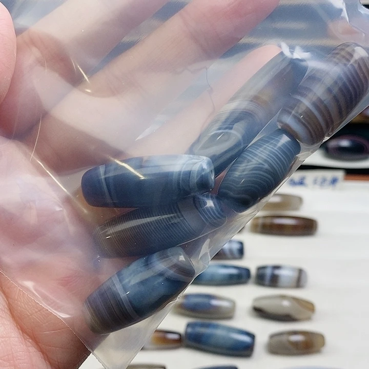 日***星玛瑙/玉髓未镶嵌颈饰