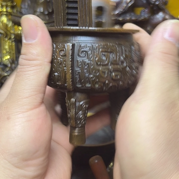 诚信经营精美铜器