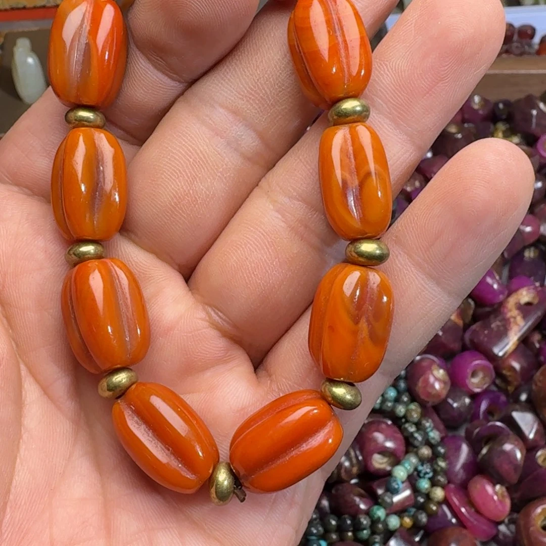 玉***引玛瑙/玉髓未镶嵌颈饰