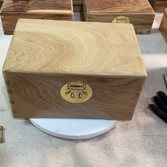 香樟木老**了老樟木收纳箱30.20.14