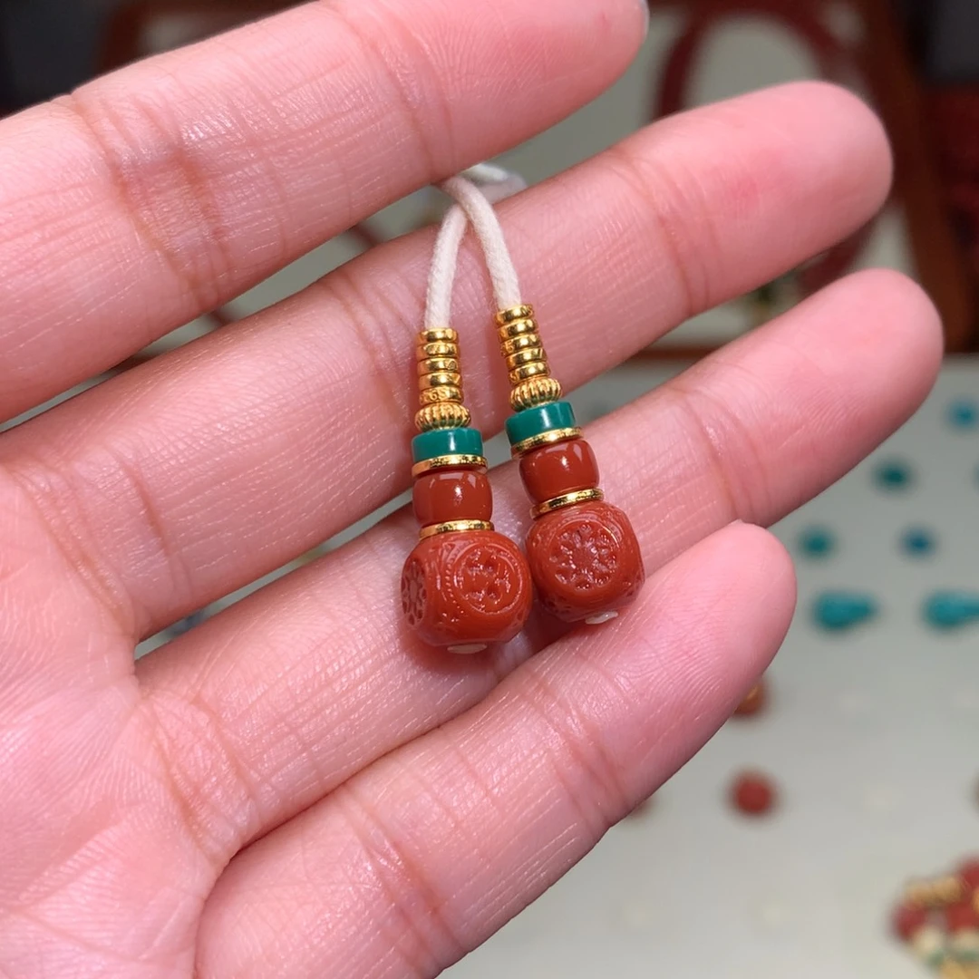 南红玛瑙颈饰未镶嵌