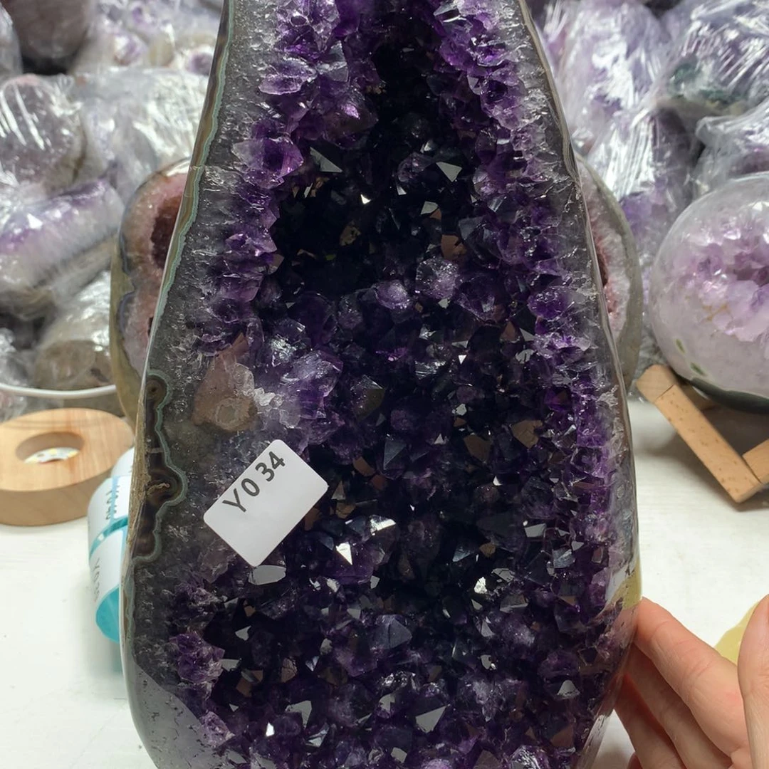 水晶摆件未镶嵌孟*兴水晶