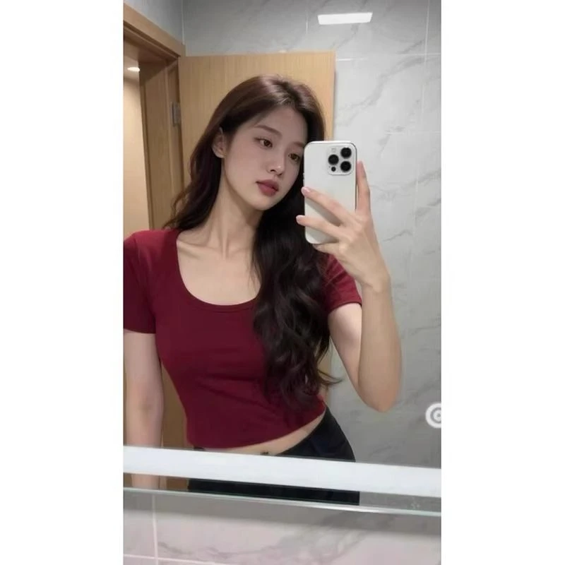 夏季正肩酒红色U领短袖t恤女辣妹百搭修身显瘦短款露脐新款上衣女