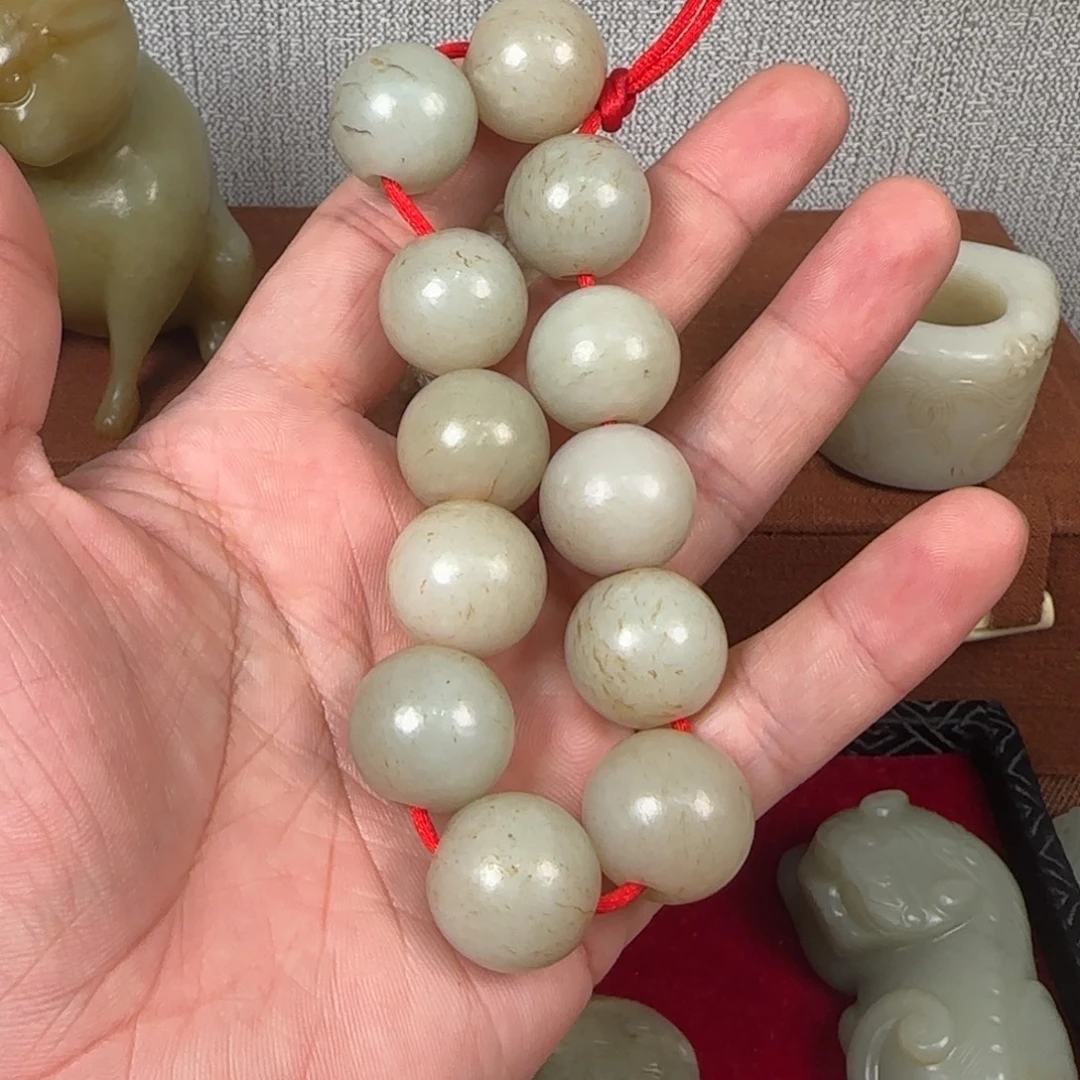 挥***雨非常精美的脖挂件