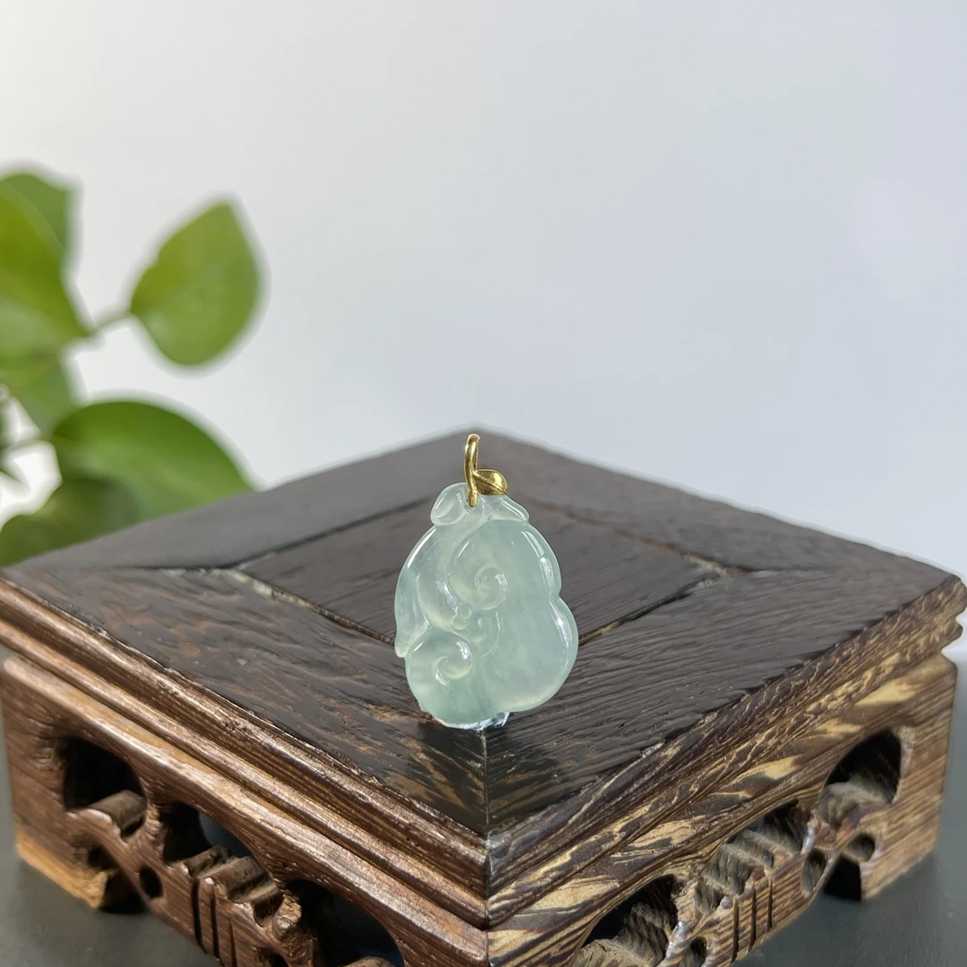 JSB27-29 天然翡翠缅甸A货 18K金扣如意