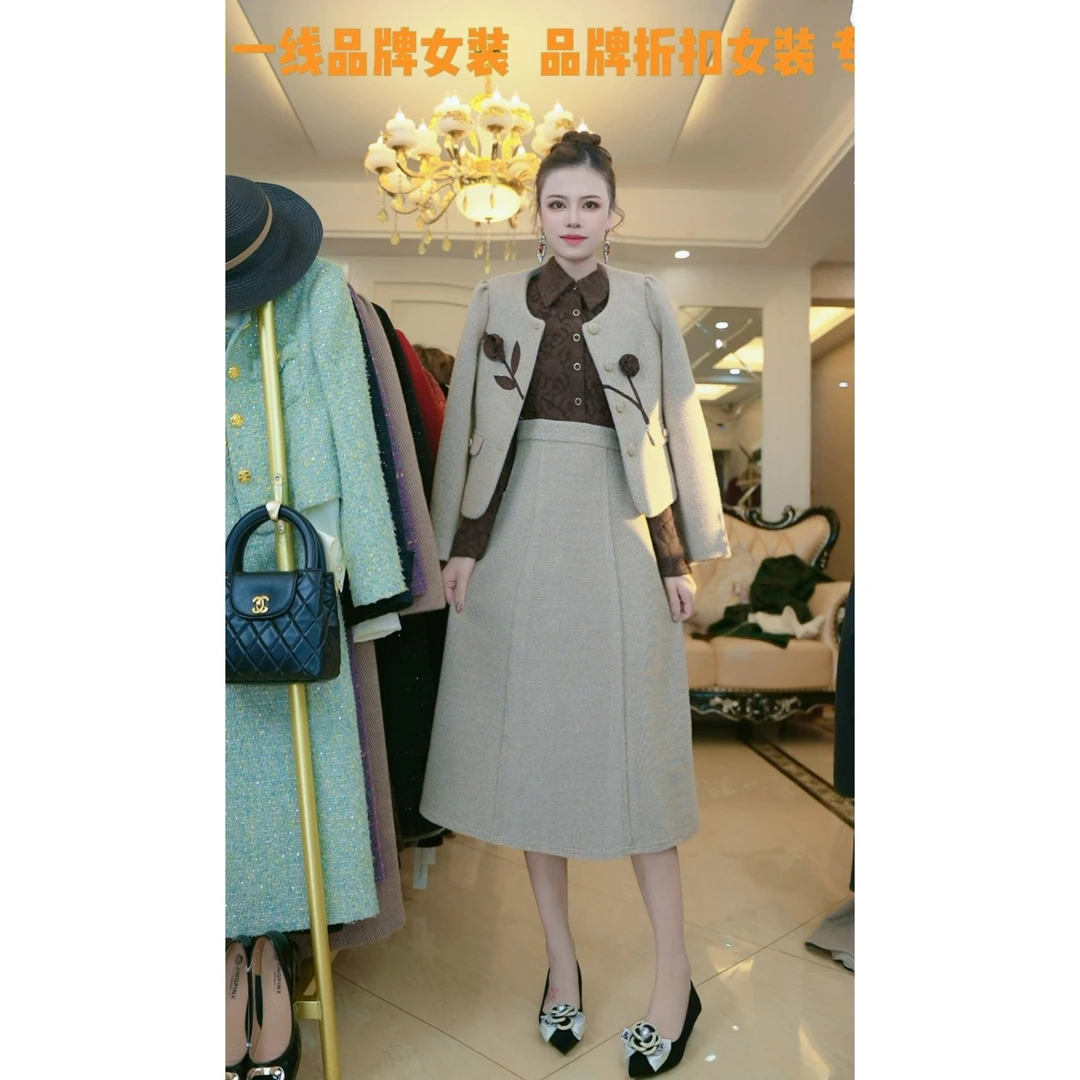 2025秋冬款显高档简约通勤时尚高端套装连衣裙6141