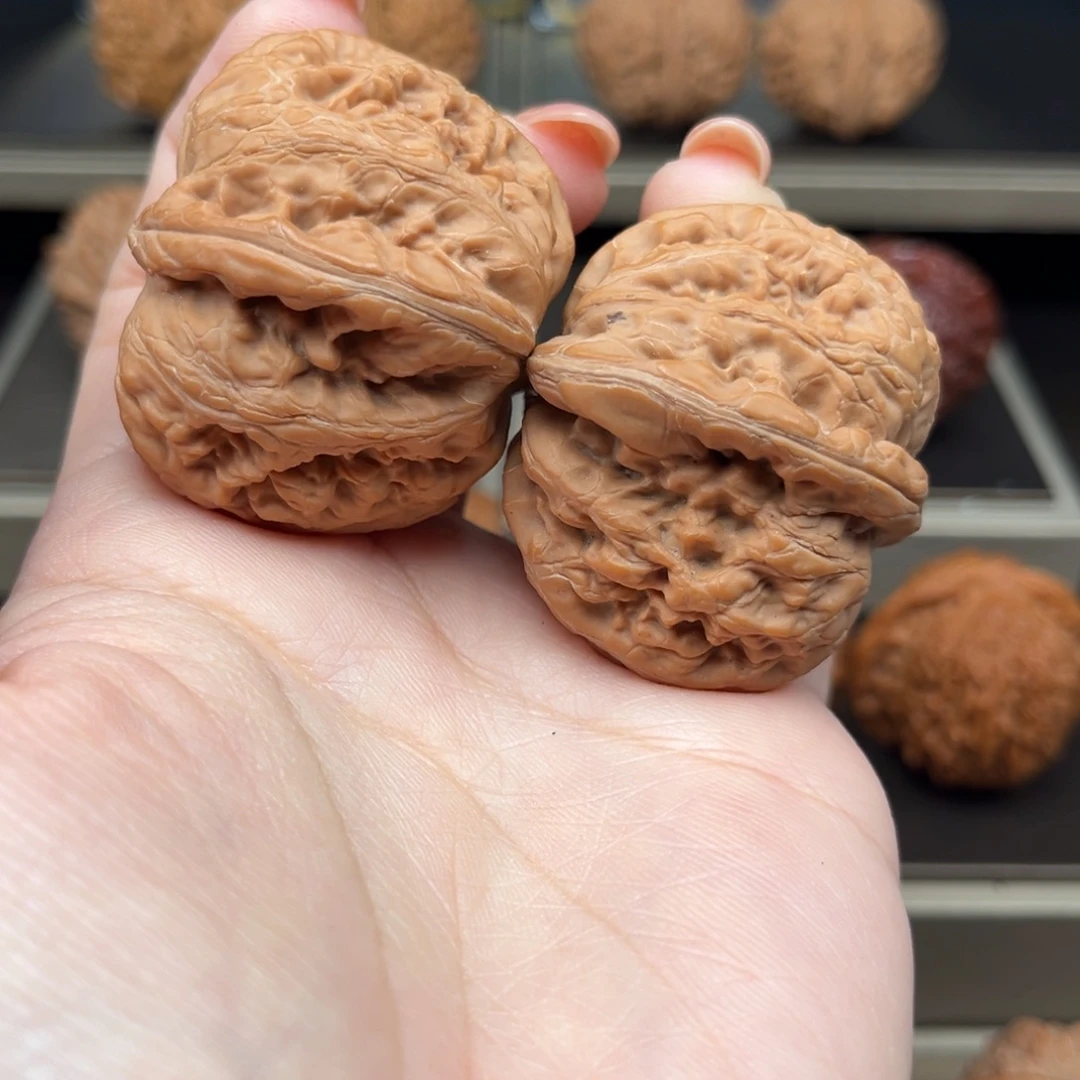 弹***牛吊坠桃核平谷一代元宝