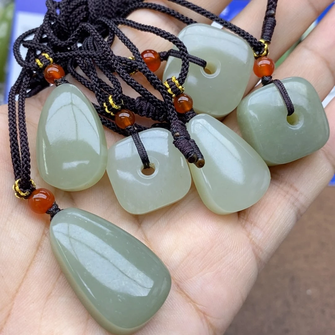 吊坠(不含链)未镶嵌和田玉