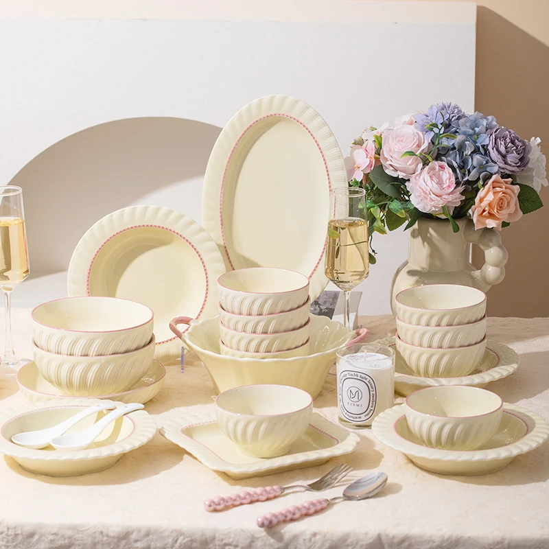 小清新防烫可爱乔迁新居轻奢奶油白餐具碗汤碗陶瓷创意网红礼盒