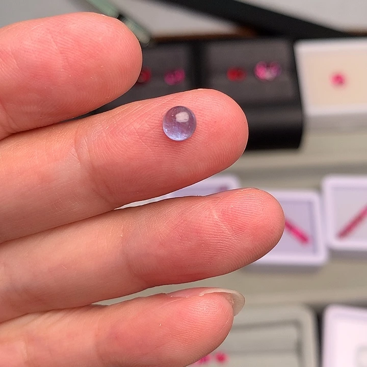 蓝宝石裸石0.96克拉蓝宝石