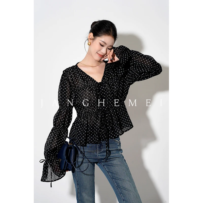 JANGHEMEI【银河罗盘】气质复古V领喇叭袖绑带波点衬衫 C31393M51