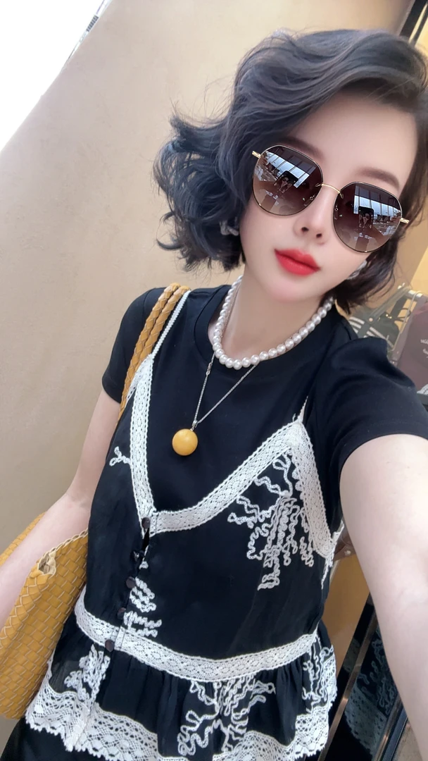 【小韩家】欧货2025夏新假两件拼接吊带圆领短袖T恤