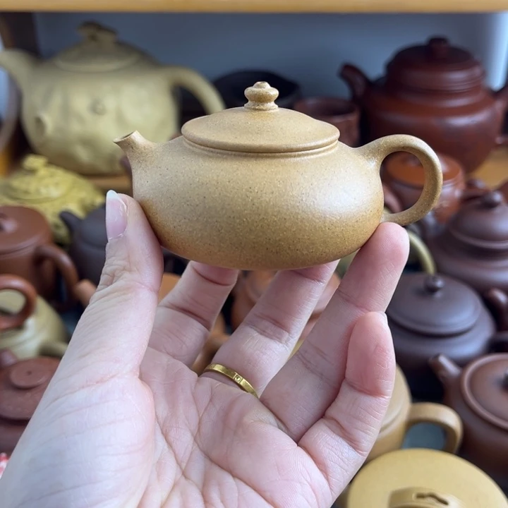 茶壶紫砂70cc黄金段半手