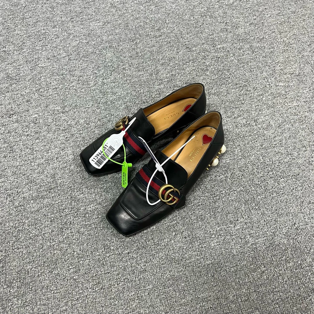 99新 AMIPARIS Gucci 双G乐福鞋38.5码