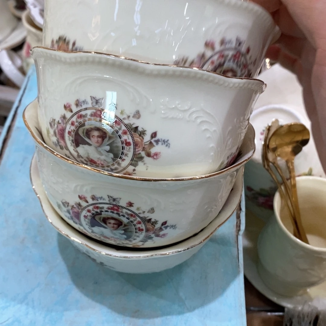 瓷4个4.5寸女神111111111111111111