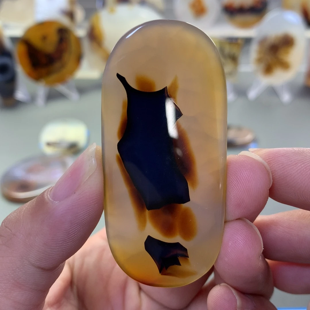 玛瑙/玉髓颈饰未镶嵌