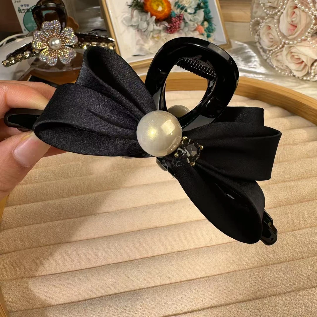 黑色发饰珍珠水钻蝴蝶结发夹后脑勺抓夹在逃公主夹鲨鱼夹2025新款