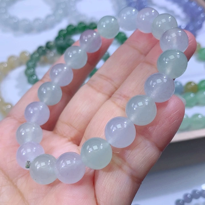 翡翠手链未镶嵌翡翠