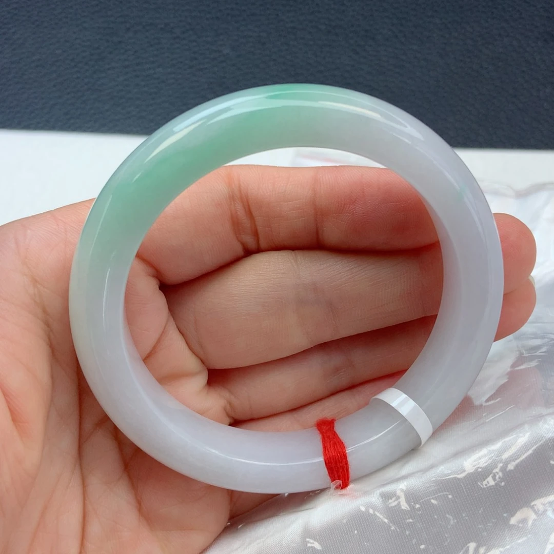 未镶嵌手镯翡翠54圈