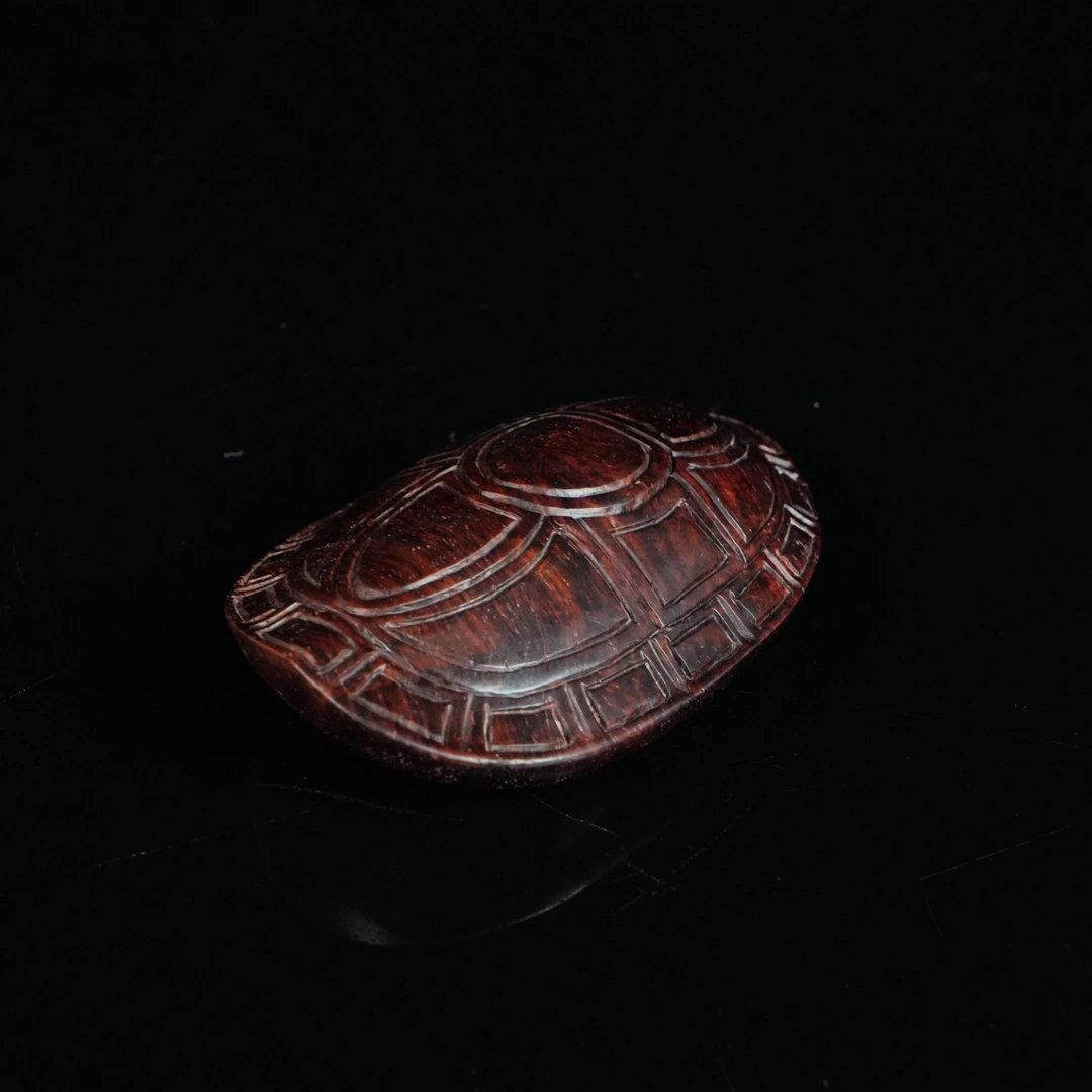 A8496 海南黄花梨富甲一方 7.62x4.95x2.17cm  39.89g