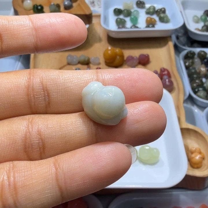 旺***仙和田玉未镶嵌珠宝半成品