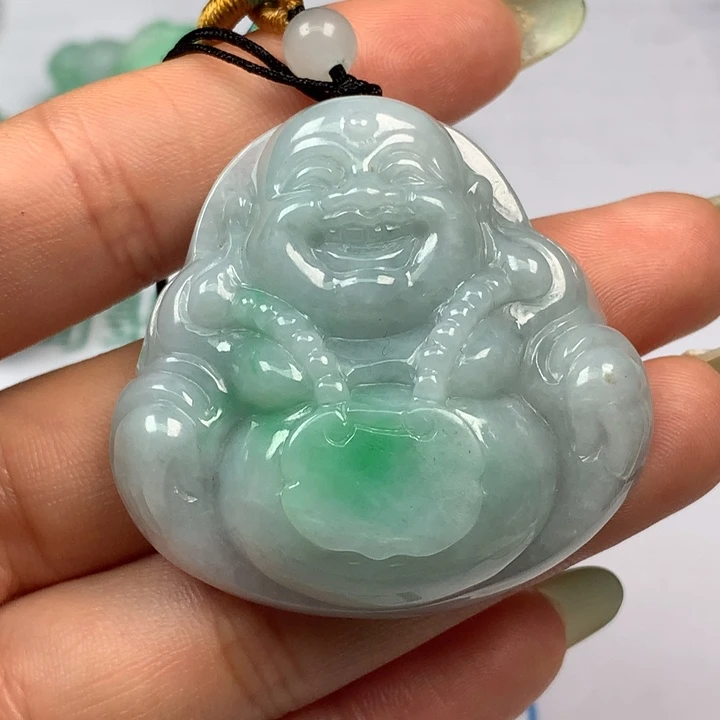 翡翠未镶嵌颈饰A**颜