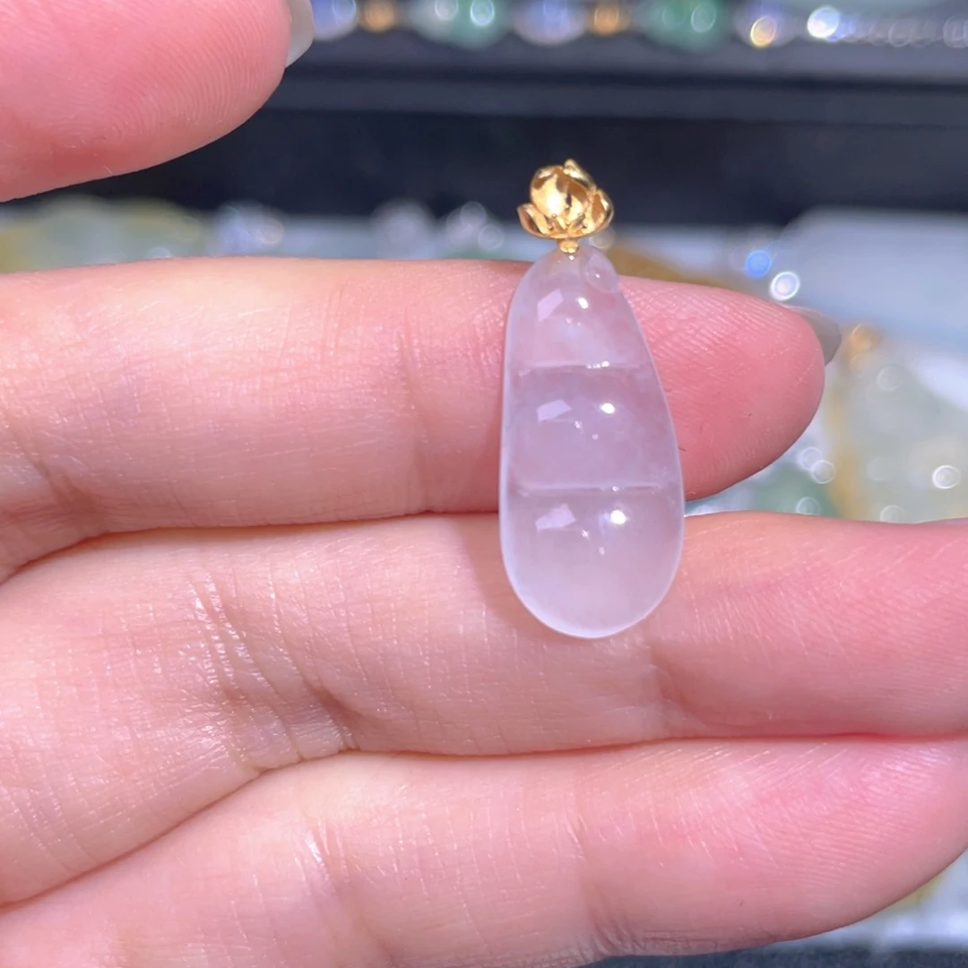 颈饰18K金镶嵌翡翠翡翠