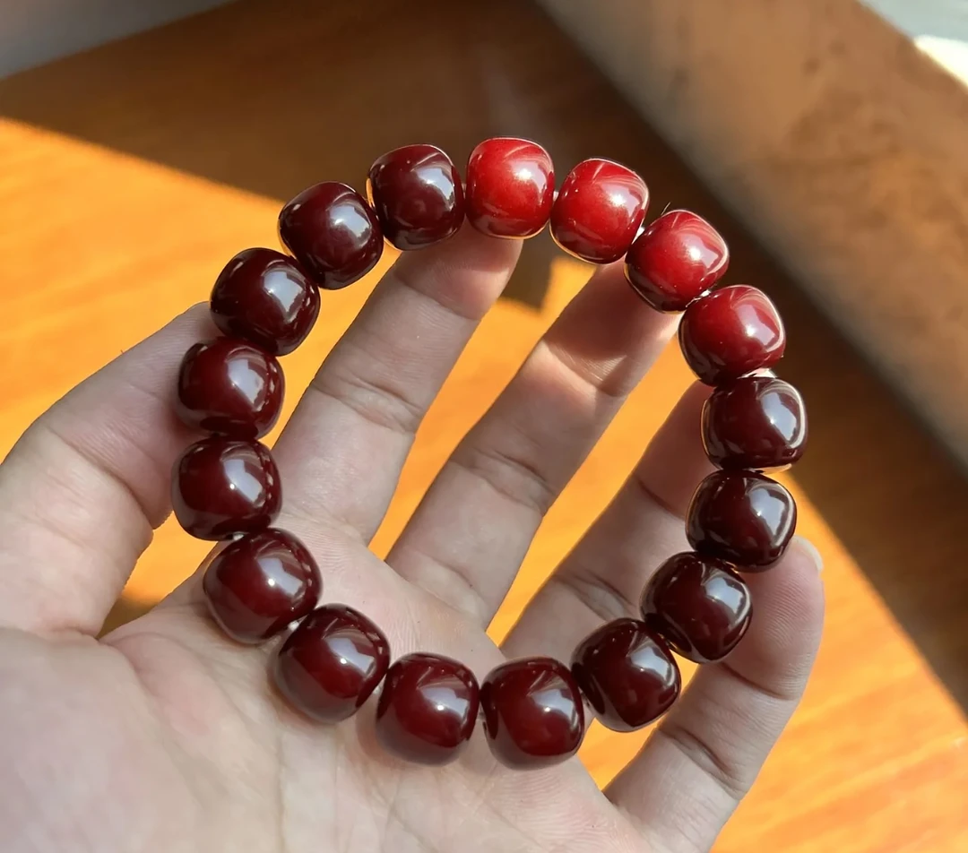 061酒红色菩提精品手串xk061（无礼盒）