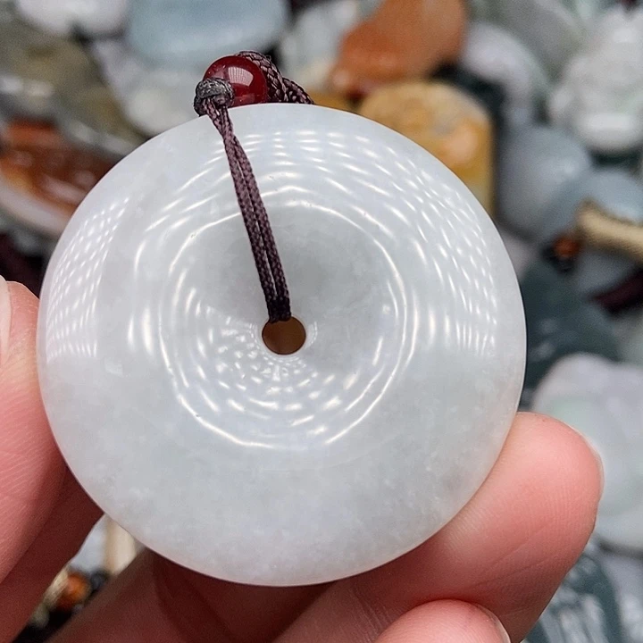 颈饰未镶嵌翡翠q