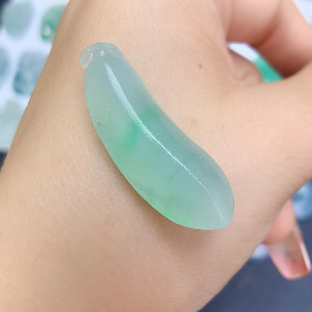 定制翡翠未镶嵌福瓜