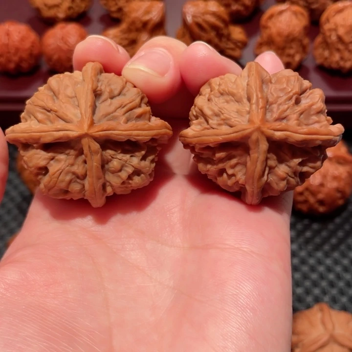 把件文玩核桃四棱