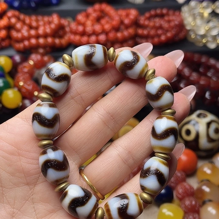 灰***灰玛瑙/玉髓未镶嵌手链