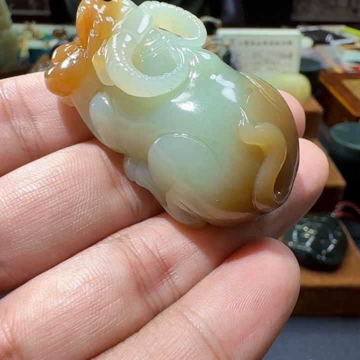 未镶嵌和田玉挂件