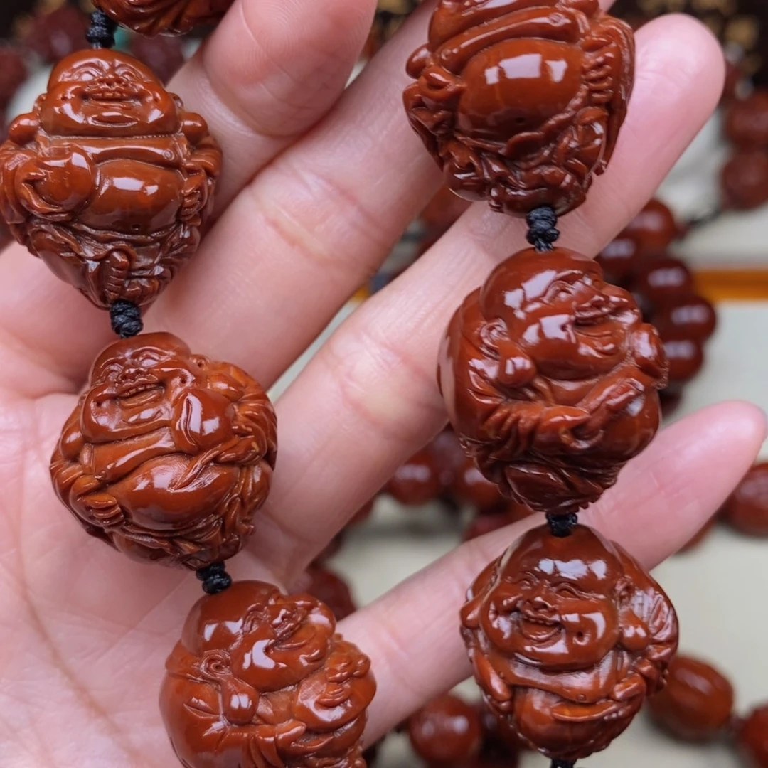 橄榄核吊坠京**云弥勒，