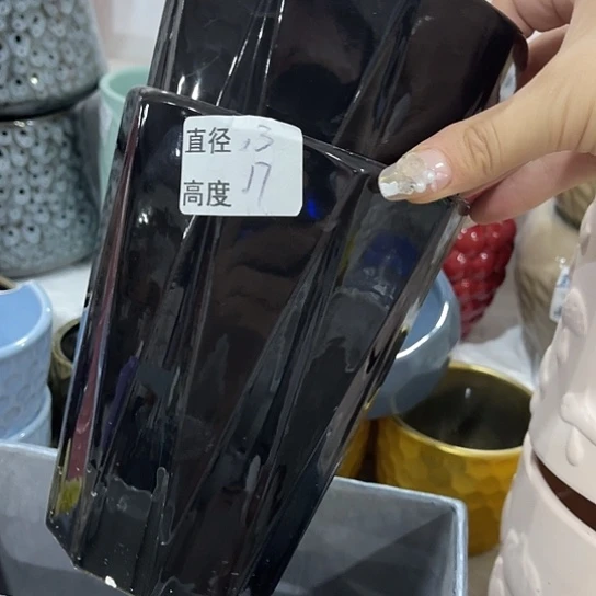 多肉绿植陶瓷花盆9.9包邮，有孔