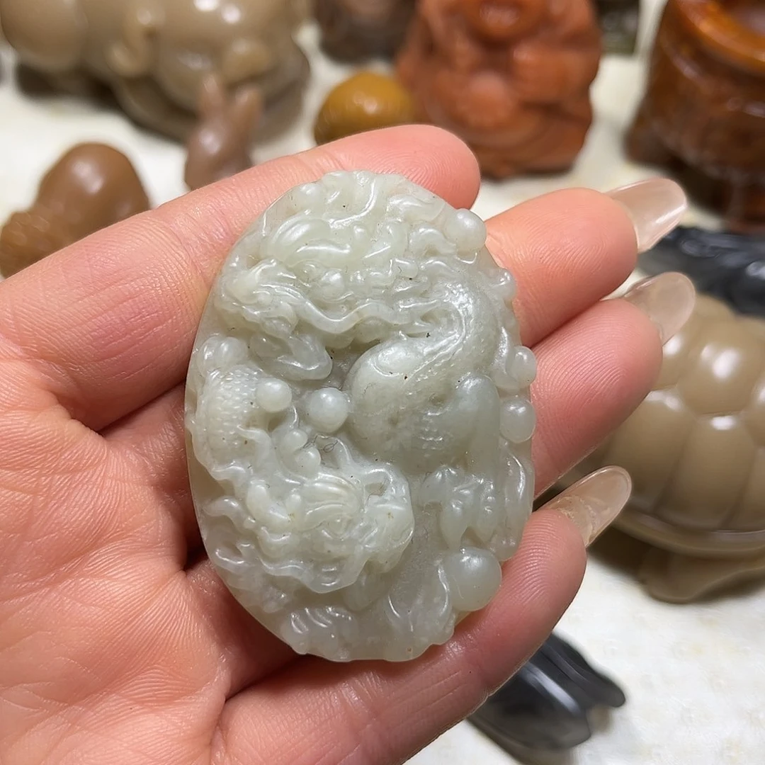 白玉菩提吊坠白玉菩提吊坠