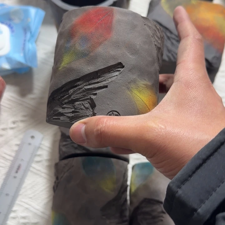 红陶⭐️**我们的目标是成为一个优秀的亲戚