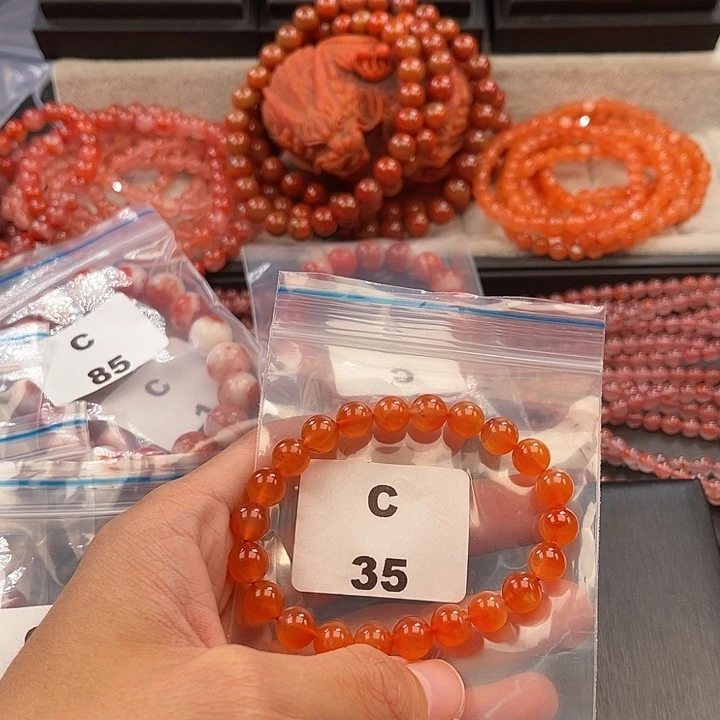 南红玛瑙未镶嵌多样性发货默认微瑕称重8mm